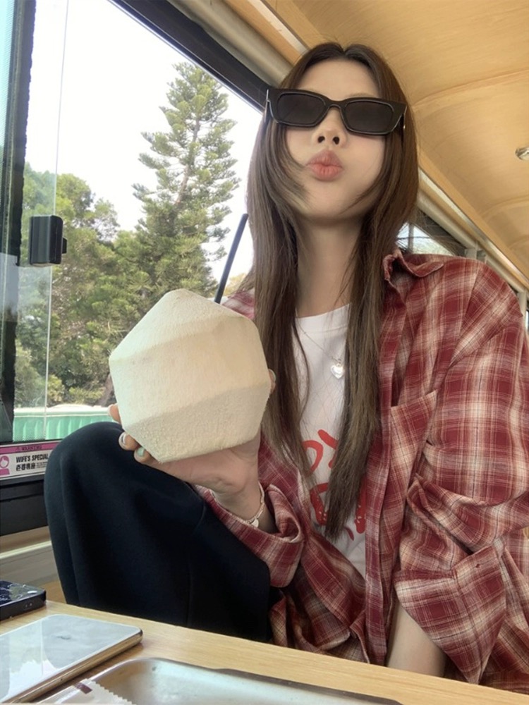 車厘子紅格子長袖襯衫女春季單疊穿內搭寬鬆上衣設計感小眾襯衣