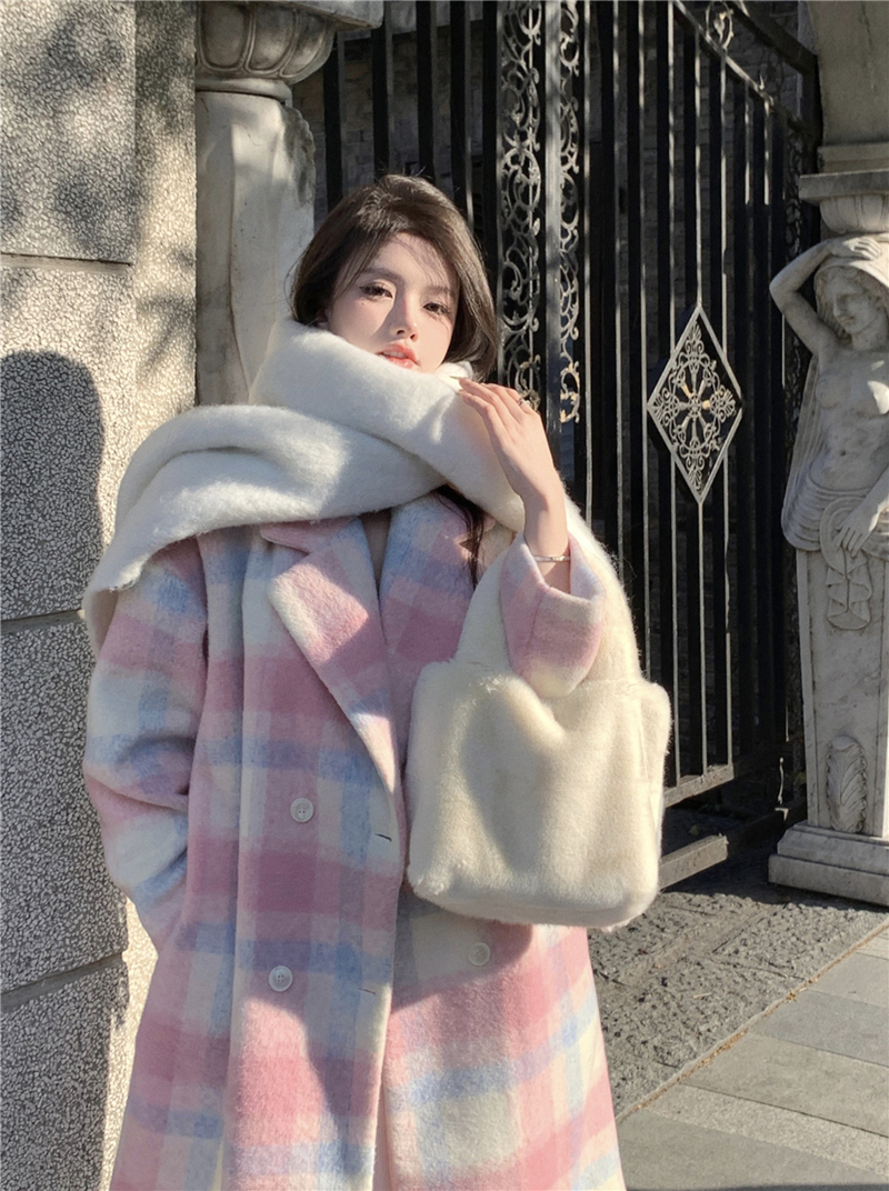 Real shot of plaid woolen coat for women winter high-end small fragrant quilted mid-length woolen coat