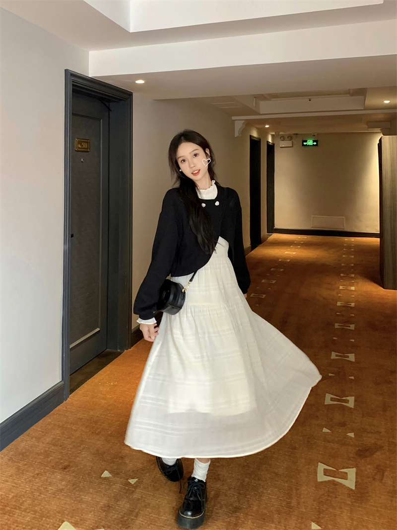 Actual shot of new spring style temperament ruffle dress + black outer suit