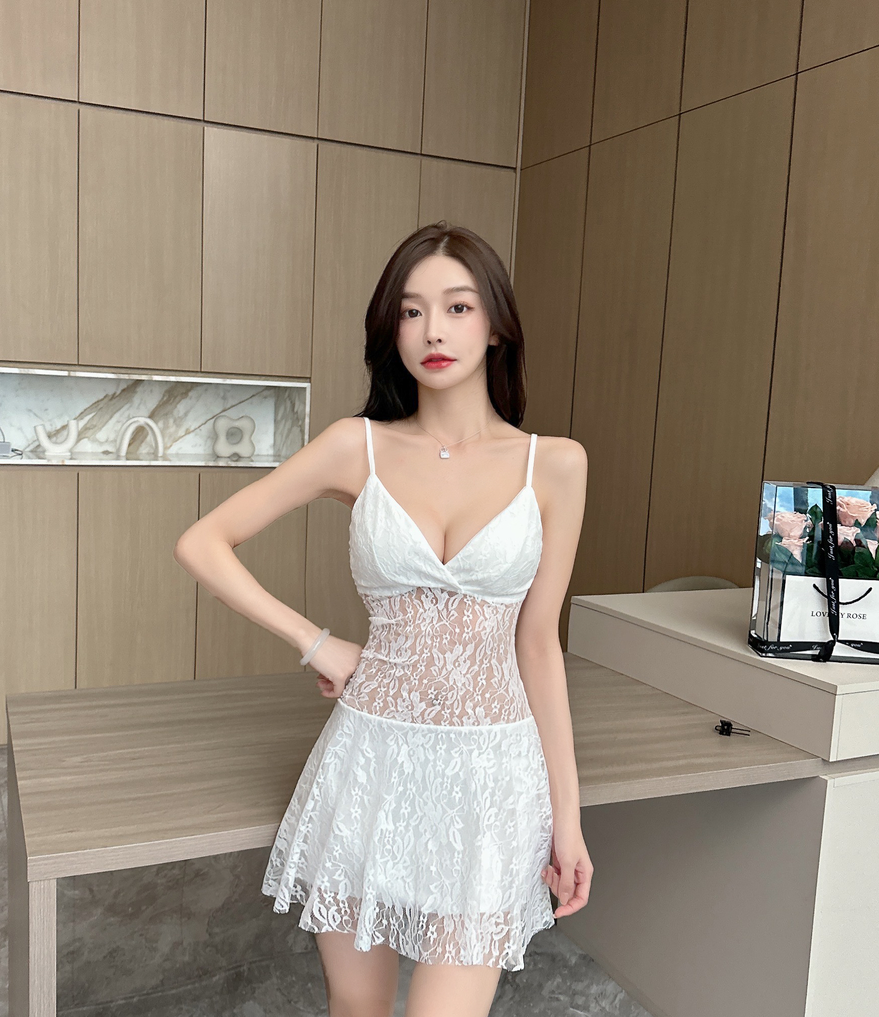 實拍小個子裙子法式收腰顯瘦甜美散擺連衣裙女夏氣質吊帶裙
