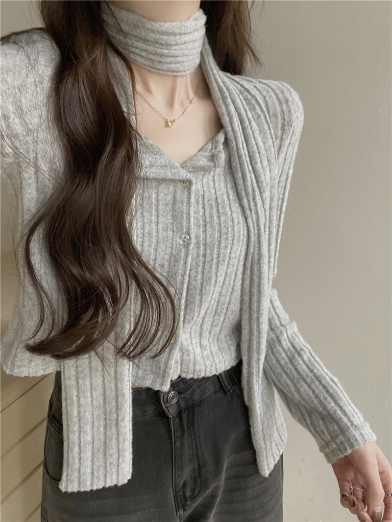 Actual shot of spring design small Korean style age-reducing knitted cardigan slim fit plush soft long sleeves
