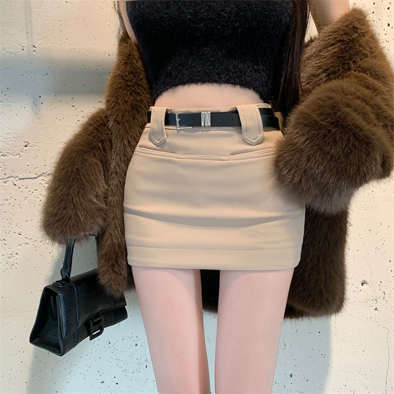 Real shot!  !  High-waisted skirt for hot girls in autumn and winter, slim-fitting, hip-hugging short skirt, anti-exposure A-line skirt