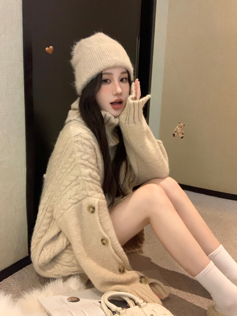 Actual shot of lazy style soft waxy sweater women's turtleneck loose knitted top
