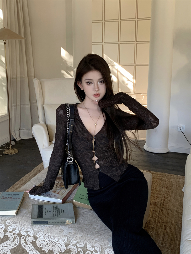 Real shot V-neck knitted cardigan new slim fit inner layering shirt thin long-sleeved top