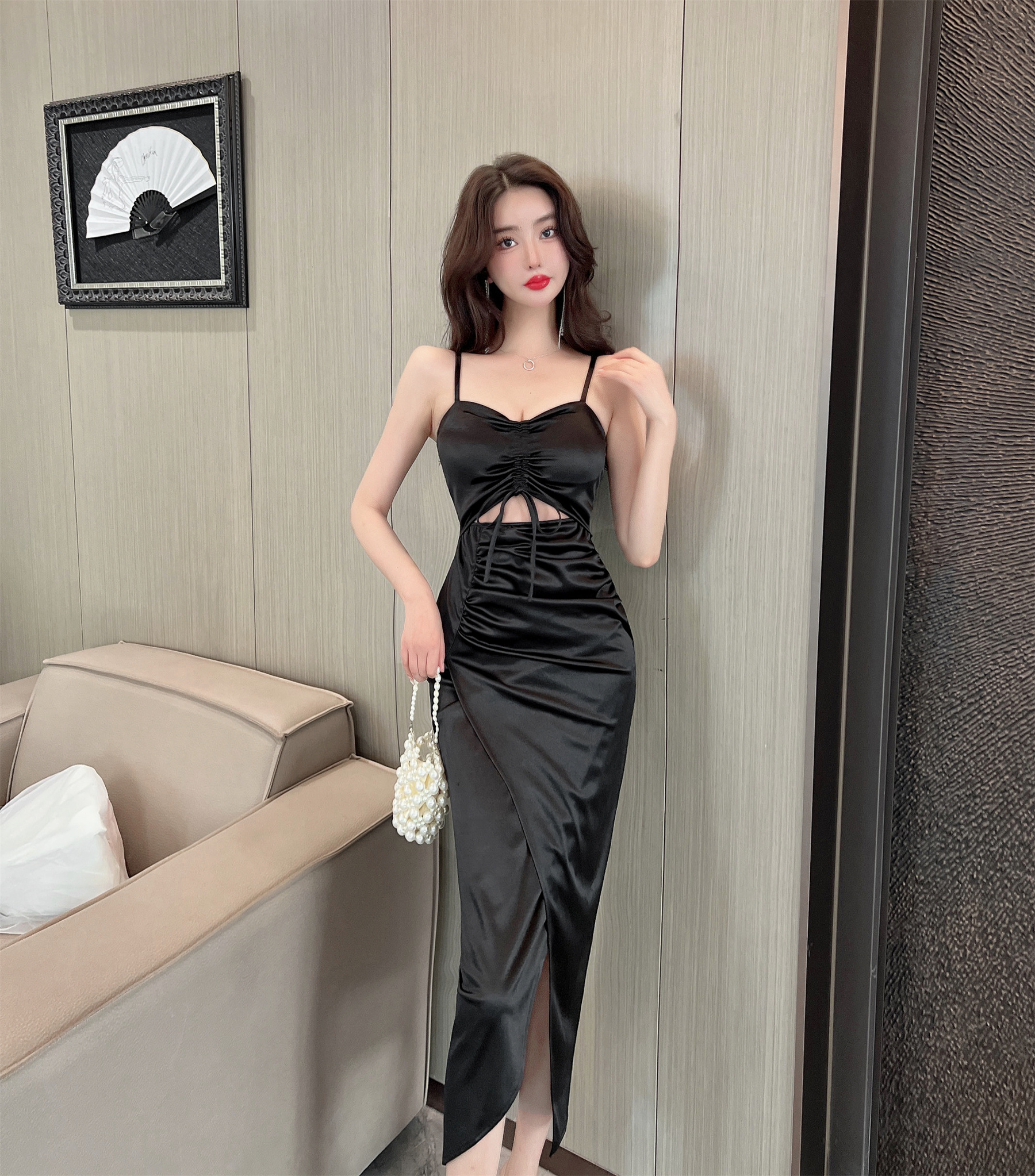 實拍性感純欲水藍緞面開叉包臀吊帶連衣裙女