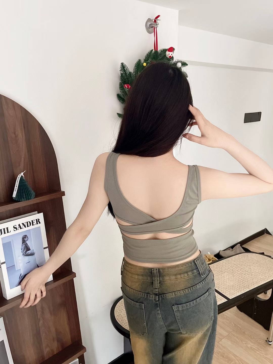 ~百搭外穿美背小背心顯瘦後背鏤空設計自帶胸墊內衣女