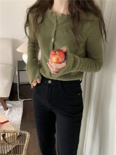 Actual shot of new Korean style sweet and spicy style soft waxy trumpet sleeves slim thick sweater cardigan for women