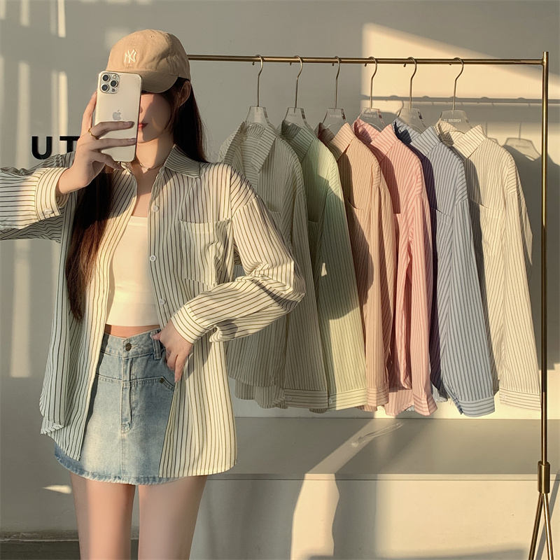 Actual shot of spring new style fashionable design niche long-sleeved shirt jacket striped sun protection shirt