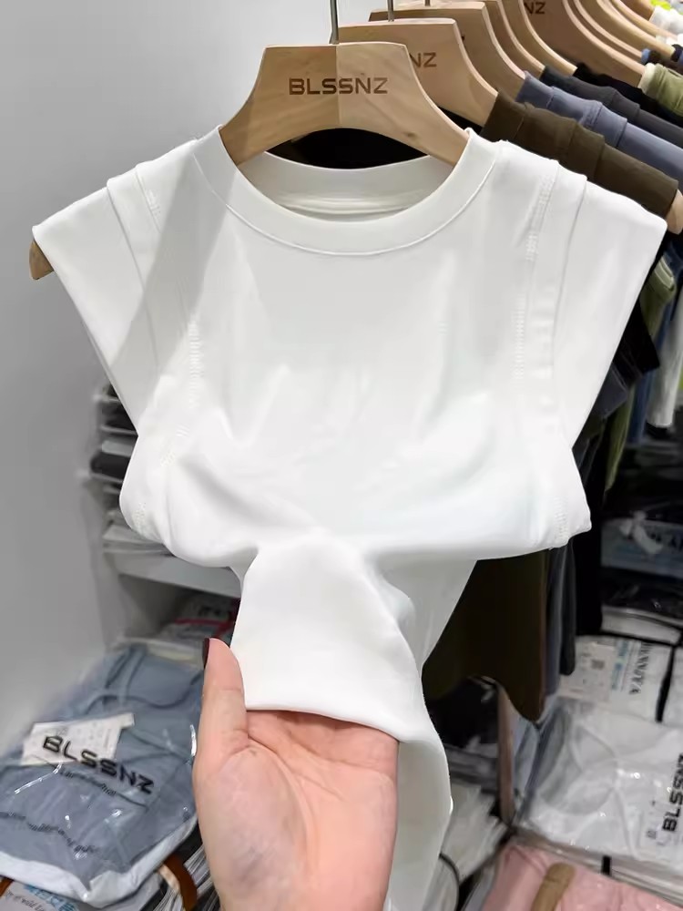 Sweet hottie half-high collar camisole for women in summer, pure desire to close side breasts, simple and sexy racer-shaped inner top to wear outside