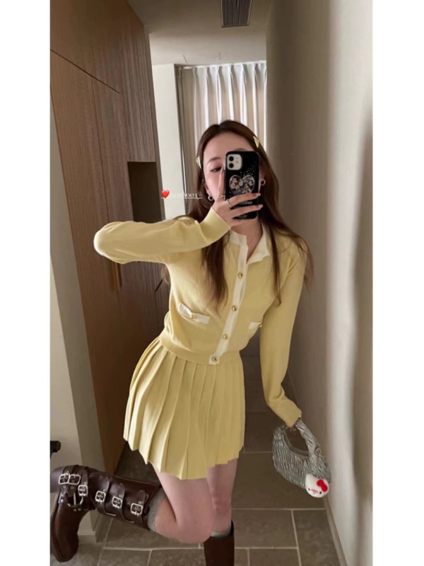 HEY Heige miu daughter Korean style exquisite suit for women early autumn knitted cardigan pleated skirt two-piece set GIRL