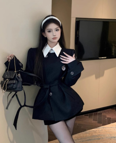 College style fake two-piece spliced ​​blazer for women in autumn with waist belt for small people and temperament black suit top
