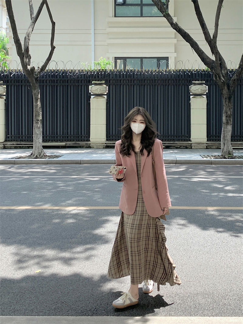 實拍#韓系簡約粉色小西裝外套女春+法式修身格紋吊帶連衣裙女