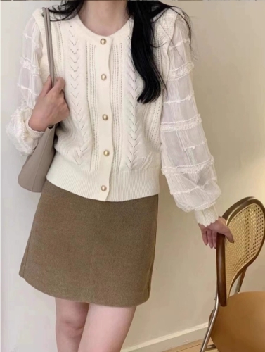 New autumn and winter French age-reducing mesh sleeves spliced ​​striped knitted cardigan fake two-piece sweater