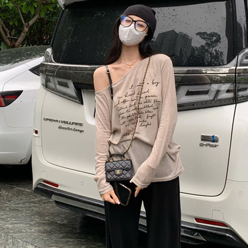 Official photo off-shoulder straps slanted collar long-sleeved T-shirt women's spring and summer thin loose bottoming shirt top sun protection cover-up