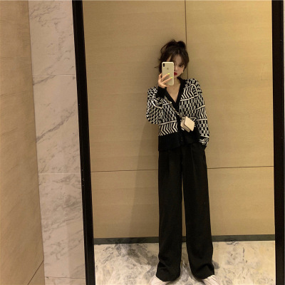 Spring new style high-cold royal sister-style wide-leg pants suit for women, fashionable temperament, internet celebrity two-piece set