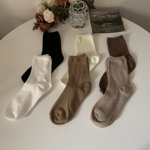 实拍秋冬韩版袜子女中筒袜纯色长袜纯棉长筒堆堆袜6双装