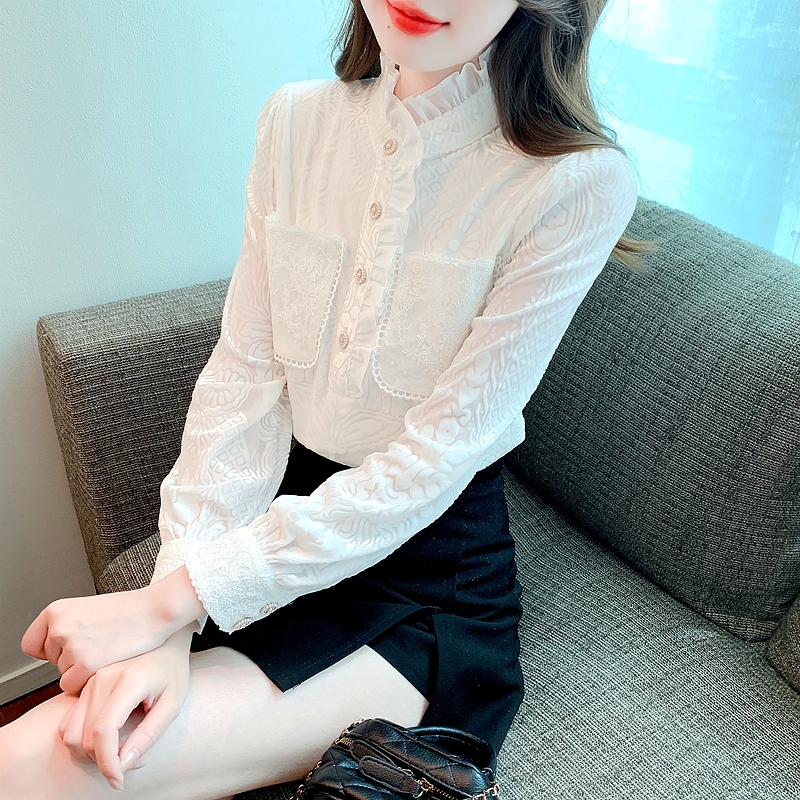 蕾絲襯衫女春秋設計感口袋襯衣2024新款內搭法式上衣