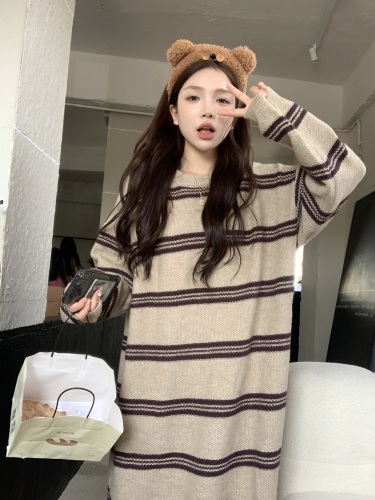 Real shot ~ Retro lazy knitted round neck pullover cashmere sweater Korean style thickened loose dress