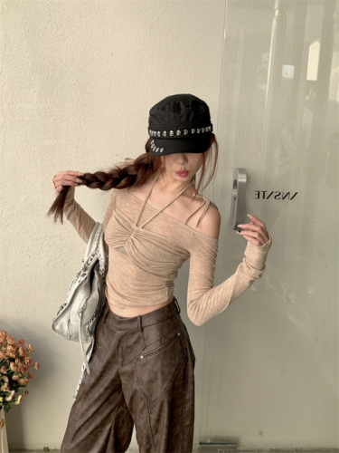 Actual shot~American hot girl thin one-shoulder long-sleeved T-shirt female short slim top