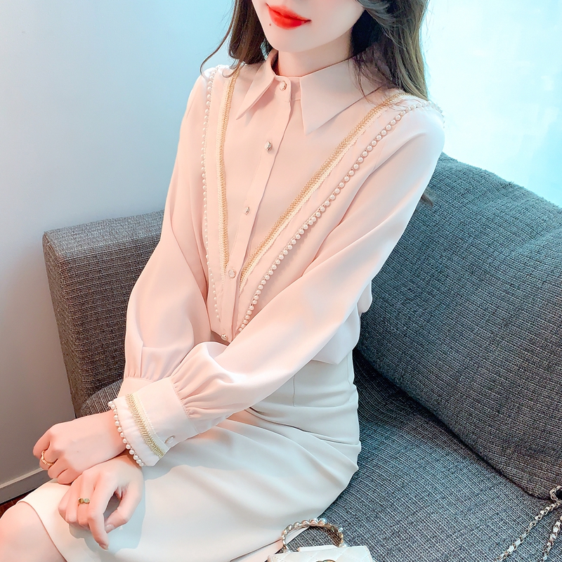 New Spring Clothing 2024 Mulberry Silk Temperament Pearl Shirt Tops Women's Korean Fashionable Long Sleeve Navy Collar Shirt