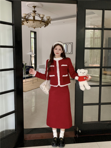实拍富家千金红色小香风圣诞新年半身裙套装外套