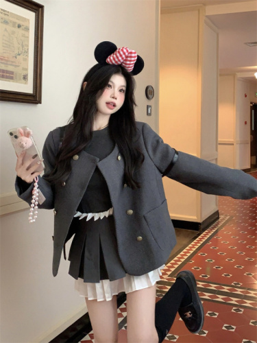 Actual shot ~ elegant small fragrant style jacket for women in autumn and winter with niche and high-end design, loose and short style for small people