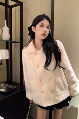 Actual shot of spring new style off-white small fragrant double-breasted woolen coat new thickened woolen coat for women