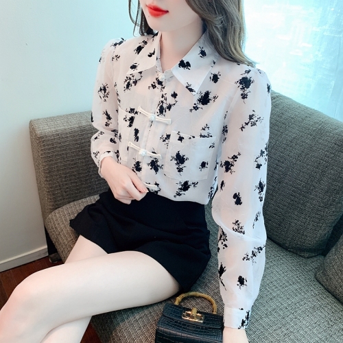 New Chinese style sun protection shirt for women in early autumn, thin cardigan, unique and chic printed long-sleeved shirt, button-down top
