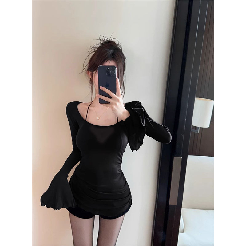 Long-sleeved T-shirt, sexy slim fit, slim waist and temperament, girls' spring and autumn niche inner layering tops