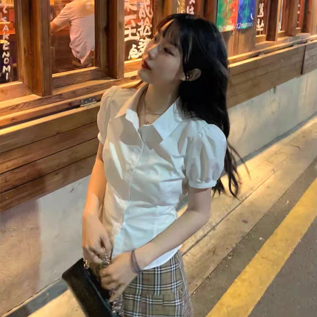 白色短袖泡泡袖襯衫女春季別致收腰襯衣短款修身上衣