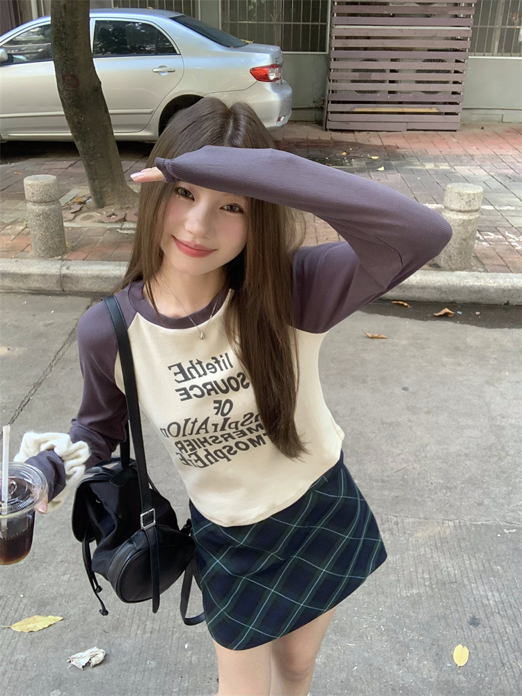 Real shot!  Korean style contrasting color raglan sleeve letter printed T-shirt autumn slim fit short long-sleeved top