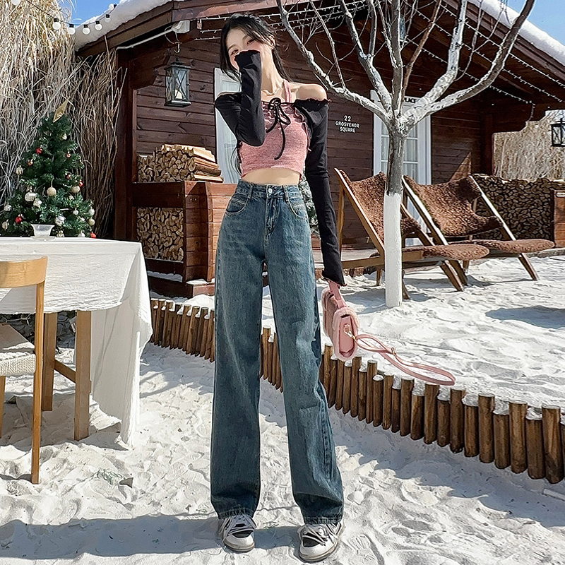 Real shot of wide-leg jeans for women in early spring 2024 new straight-leg loose floor-length pants for small people