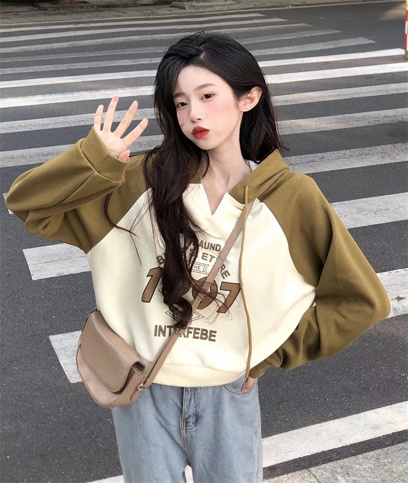 Real shot of sweet and spicy pure cotton contrasting color design versatile hooded sweatshirt with letter print ins versatile loose sweatshirt trendy