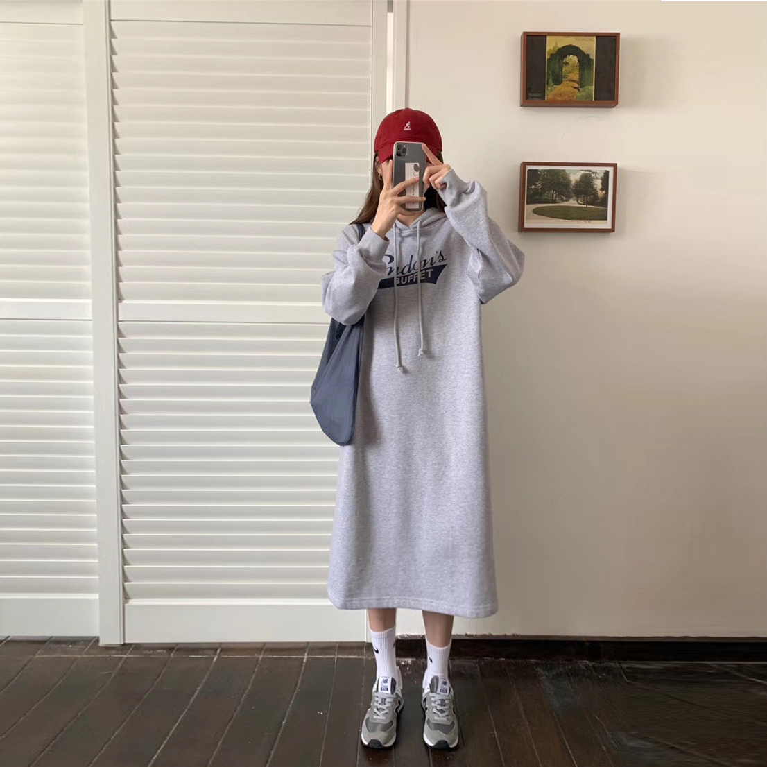 Actual shot of Korean chic autumn and winter new drawstring hooded loose letter print mid-length sweatshirt dress