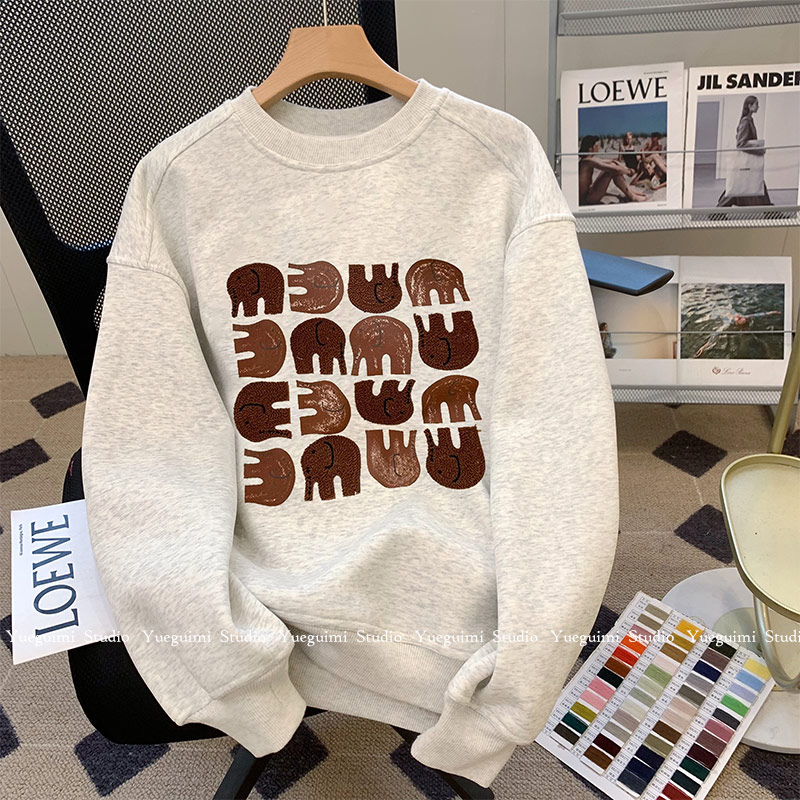 First release of extra large size 300 pounds Chinese cotton spring and autumn thin 320g round neck printed sweatshirt for women