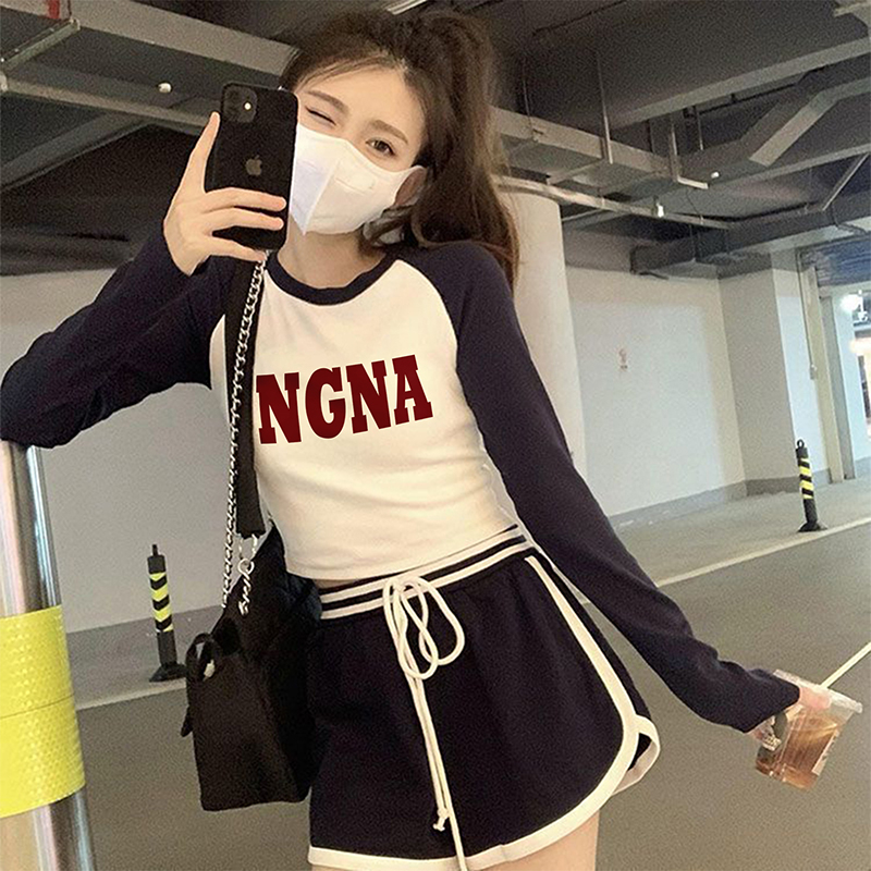 2024 Early Spring New Letter Printed Raglan Sleeve T-shirt Women's Slim and Versatile Hot Girl Short American Top