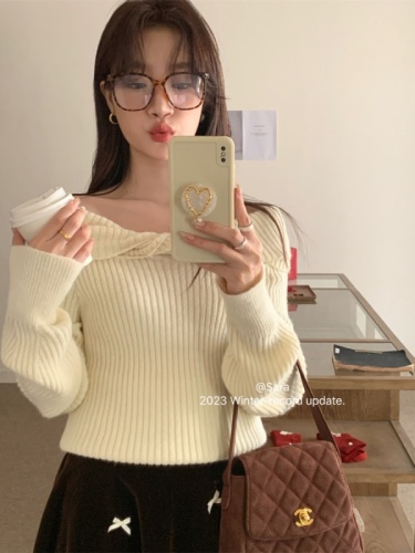 SARA autumn and winter Korean style loose solid color women's slim and sweet one-shoulder design warm knitted sweater