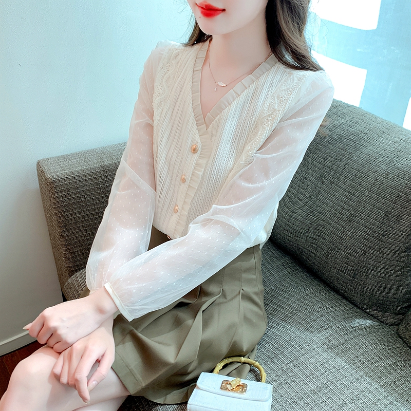 Super fairy long-sleeved lace splicing cardigan for women early spring 2024 new style gentle style V-neck sweet top