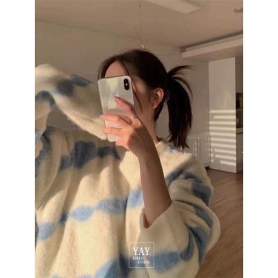 藍白條紋加厚仿貂毛衣女新款秋冬寬鬆外穿馬海毛慵懶風圓領針織衫