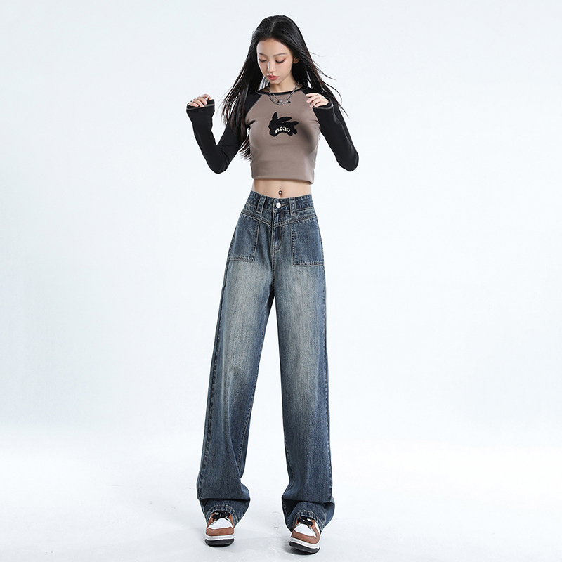 Actual shot of 2024 early spring jeans for women, straight wide-leg trousers, floor-length loose trousers