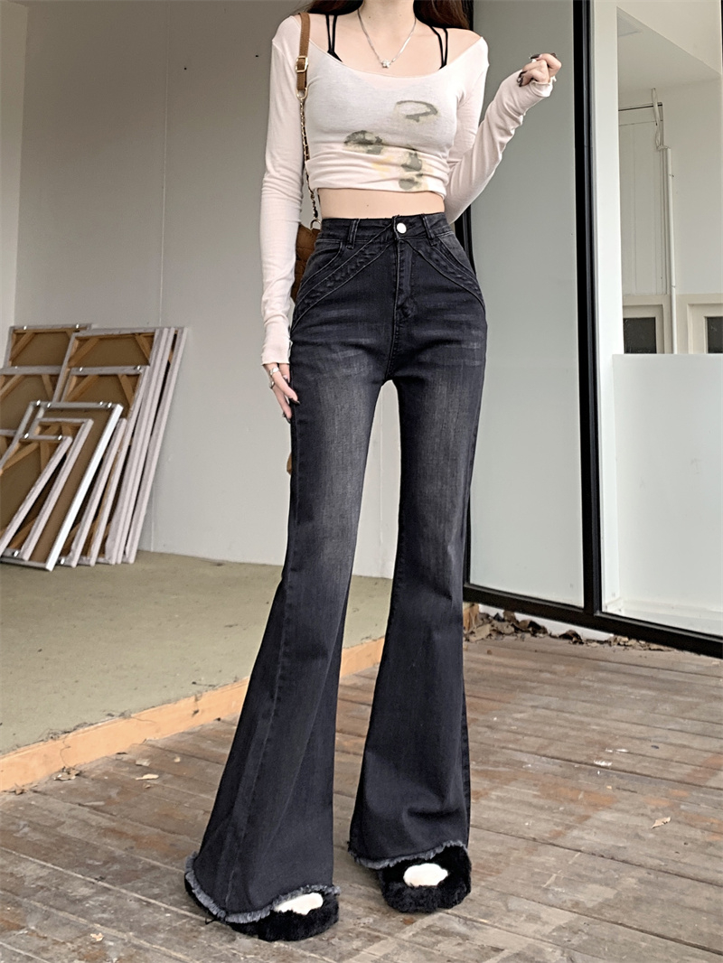Actual shot of high-waisted, slim-fitting Korean style ins versatile jeans for fall and winter high-waisted bootcut pants