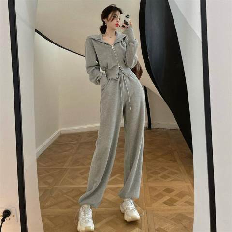 Customized fashionable sports sweatshirt suit for women spring and autumn 2024 new hooded cardigan jacket two-piece set