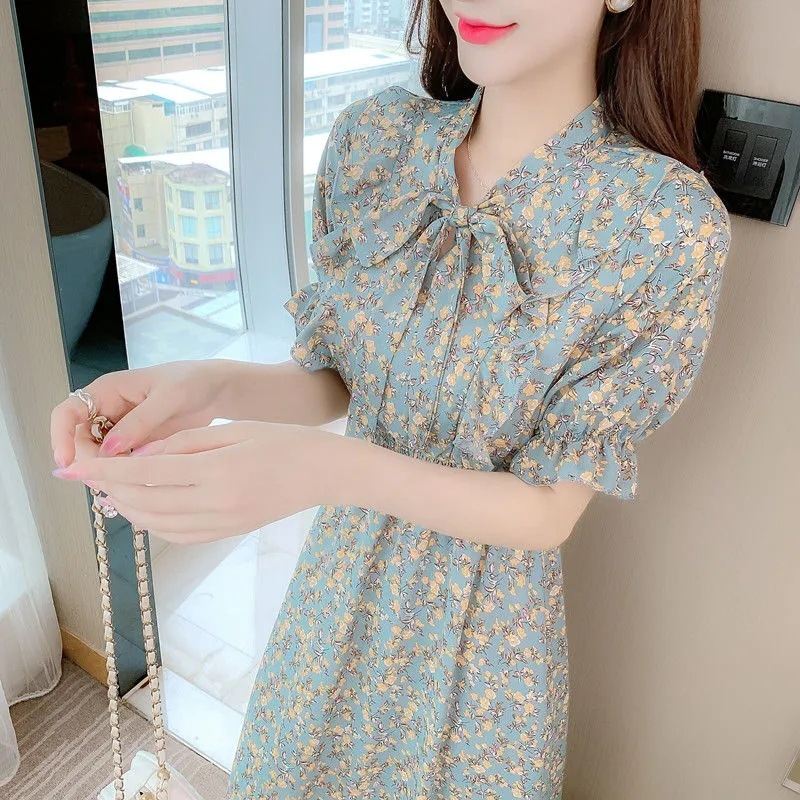 蝴蝶結系帶碎花連衣裙女時尚夏季新款溫柔風收腰荷葉邊短袖中長裙
