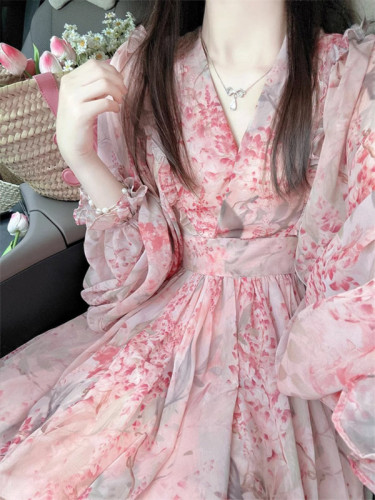 French v-neck pink floral lantern sleeve dress for women, autumn high-end long skirt, temperament, tulle skirt, slimming