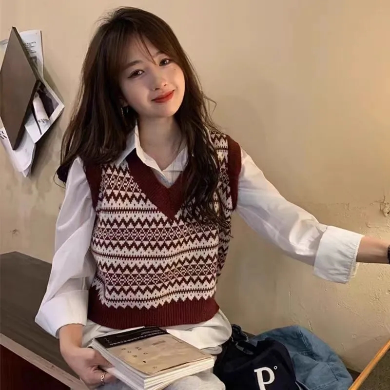 天貓質量復古減齡v領針織馬甲女秋冬疊穿無袖小個子坎肩馬甲