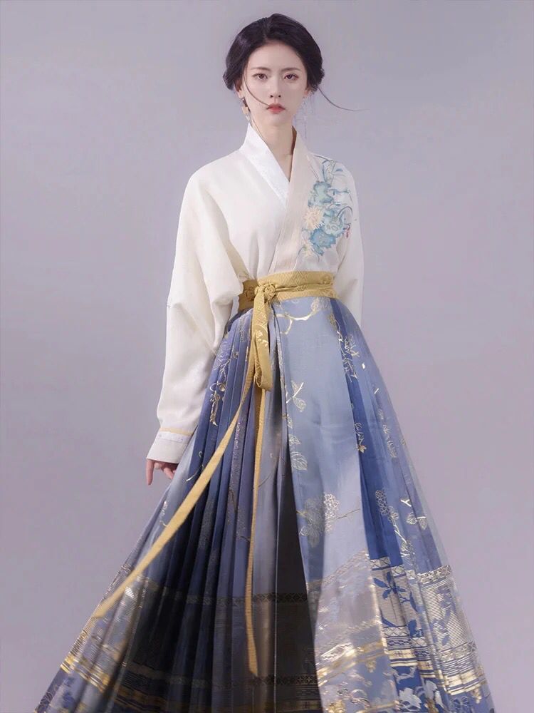 New Chinese style women's national style suit for women 2024 new high-end elements improved Hanfu horse face skirt two-piece set
