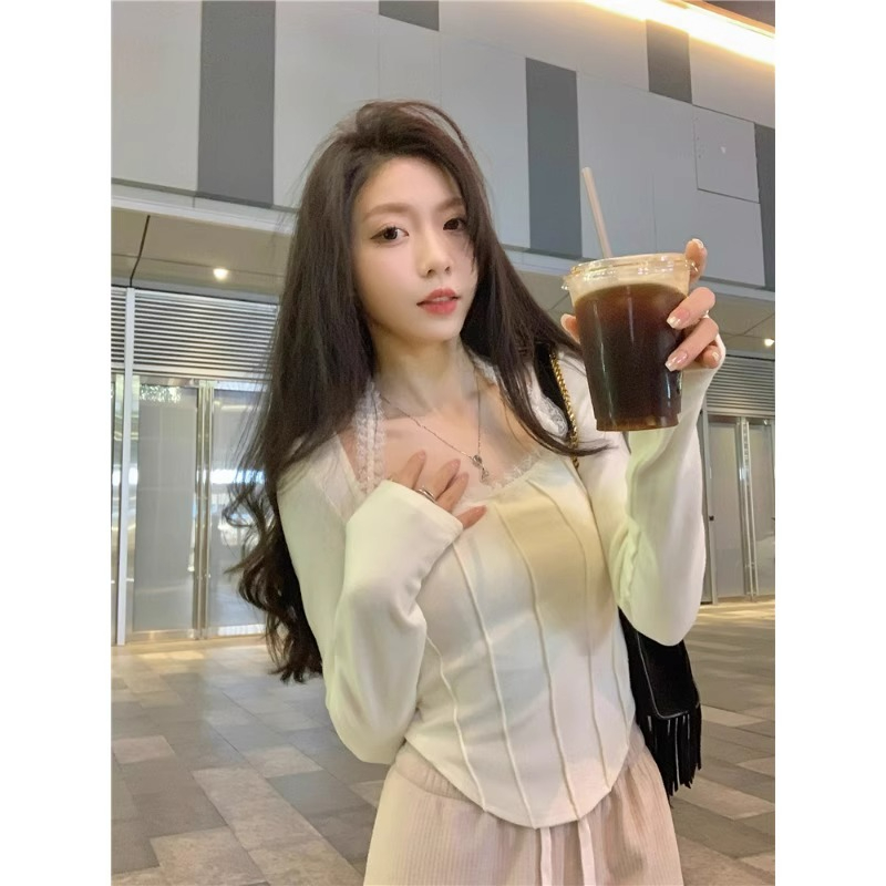 2024 Korean style all-match pure lust style lace halterneck long-sleeved T-shirt autumn short slim-fit irregular hem top