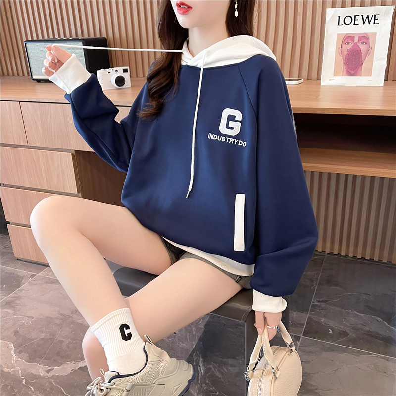 First real shot of Chinese cotton composite milk silk 100 polyester large size mid-length loose hooded sweatshirt for women