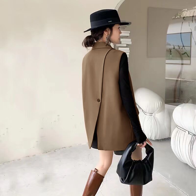 European loose 2024 new two-button waistcoat for women's spring and autumn outer suit vest jacket with niche design
