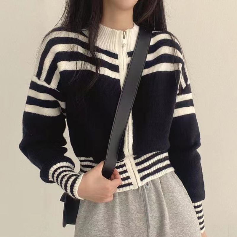 Korean chic autumn French retro zipper stand collar waisted short long-sleeved striped sweater sweater jacket for women